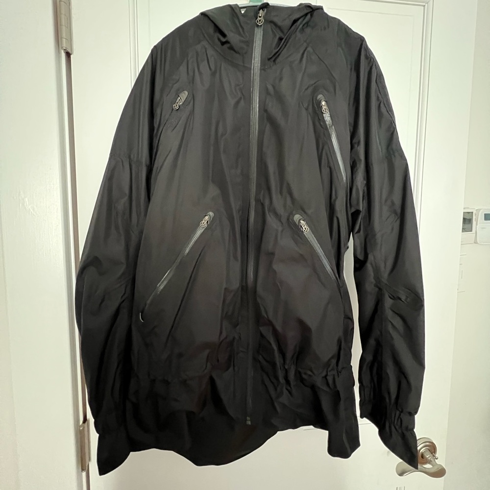 Lululemon jacket for women size 8